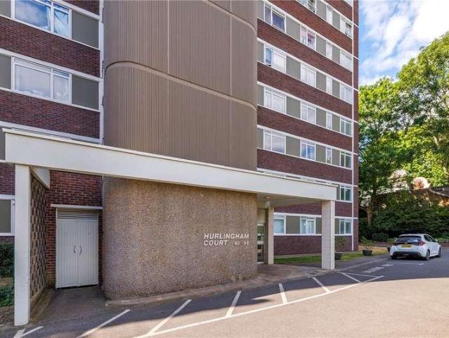 2 bed flat for sale