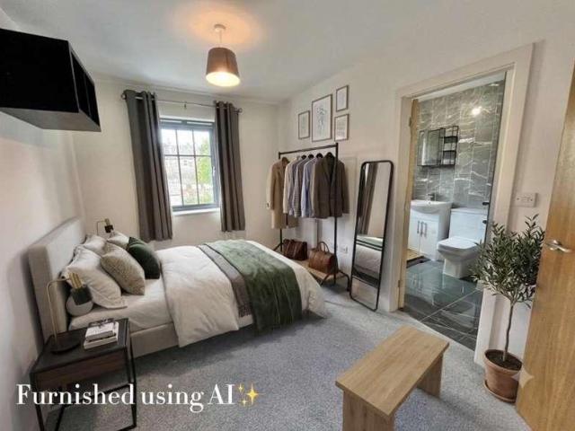 2 bed flat for sale