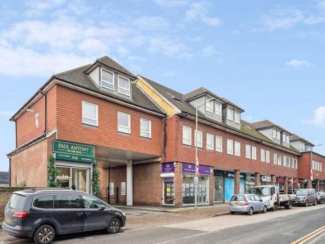 2 bed flat for sale