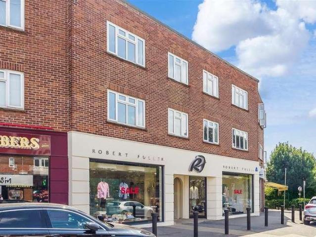 2 bed flat for sale