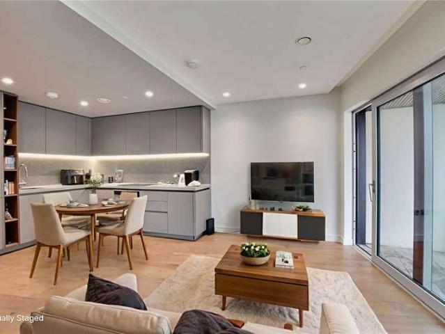 2 bed flat for sale