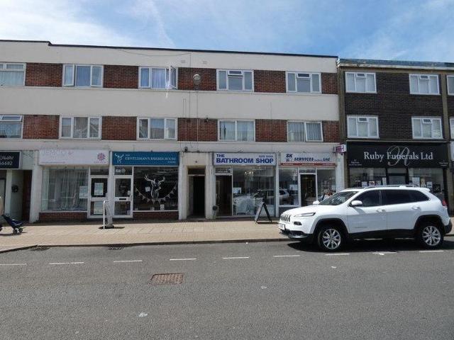 2 bed flat for sale