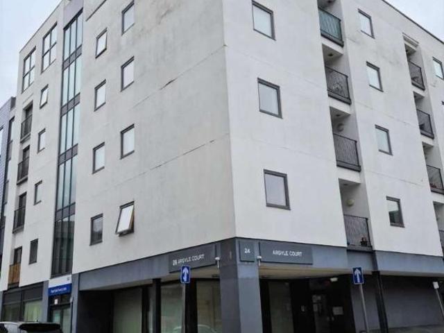 2 bed flat for sale