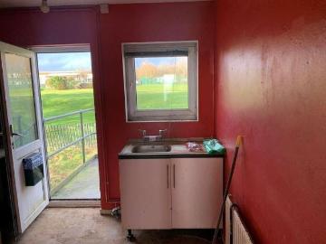 2 bed flat for sale