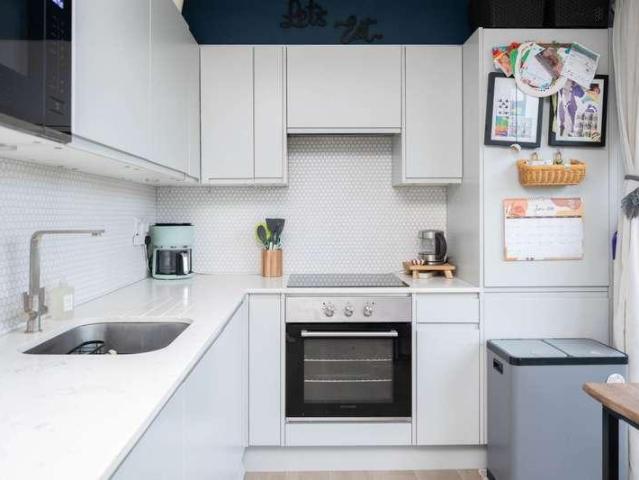 2 bed flat for sale