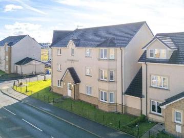 2 bed flat for sale