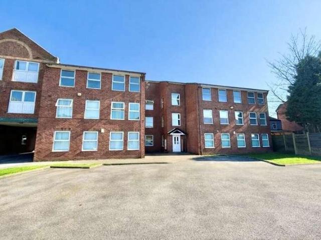 2 bed flat for sale