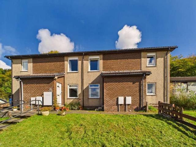 2 bed flat for sale