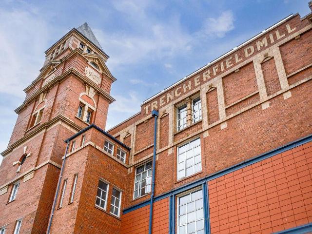2 bed flat for sale