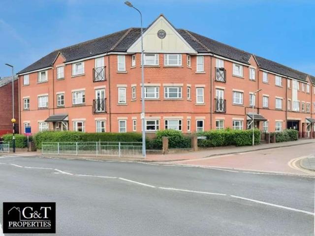 2 bed flat for sale
