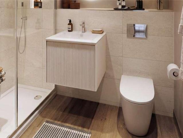 2 bed flat for sale