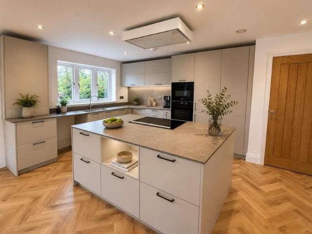 2 bed flat for sale