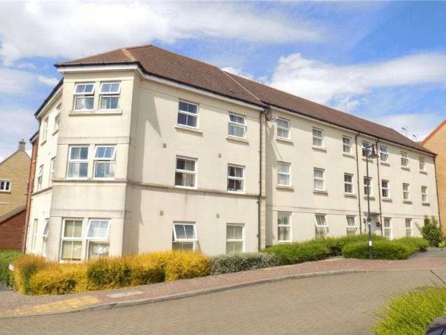 2 bed flat for sale
