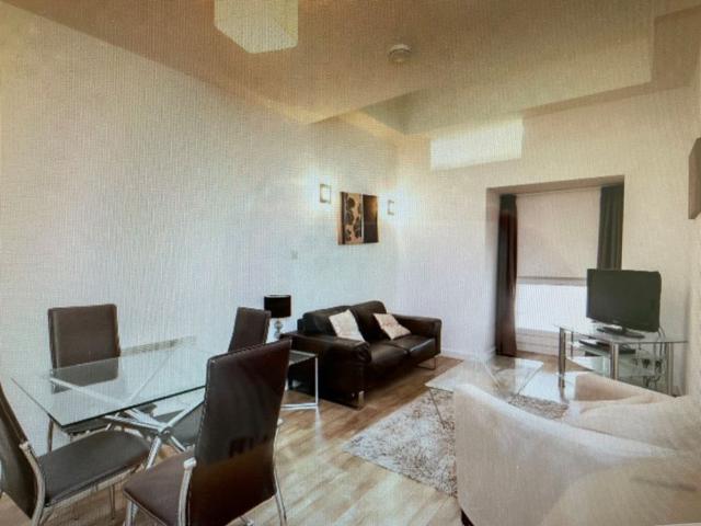2 Bed Flat, Fraser House, AB11