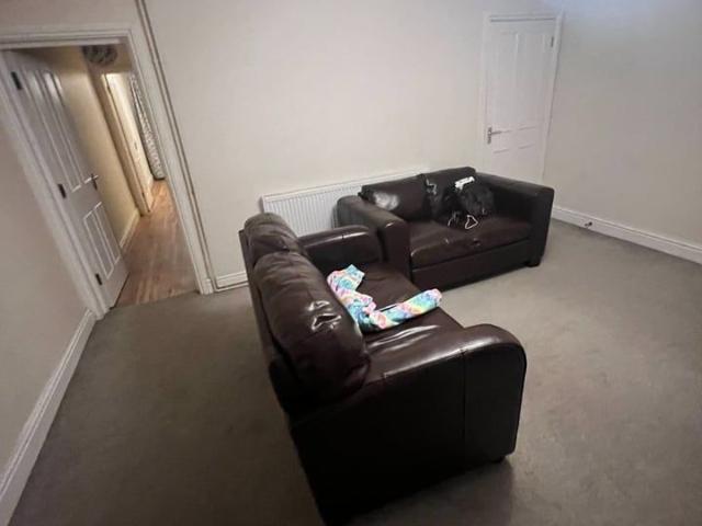 2 Bed Flat, Garden Southleigh Road, BS8