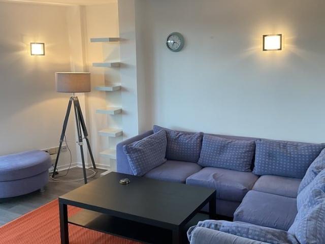2 Bed Flat, Greendyke St, G1