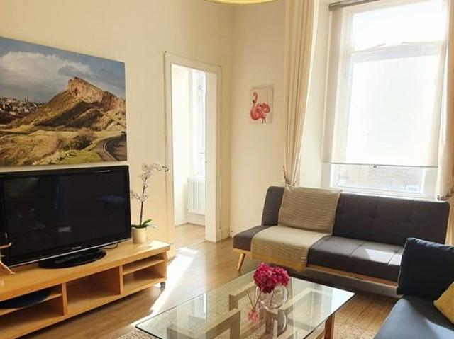 2 Bed Flat, Halmyre Street, EH6