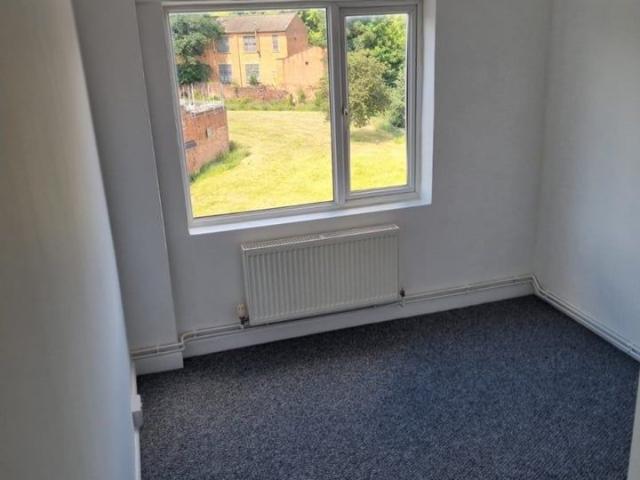 2 Bed Flat, Hamstead Court, B19