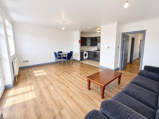 2 Bed Flat, Harrow Road, HA0