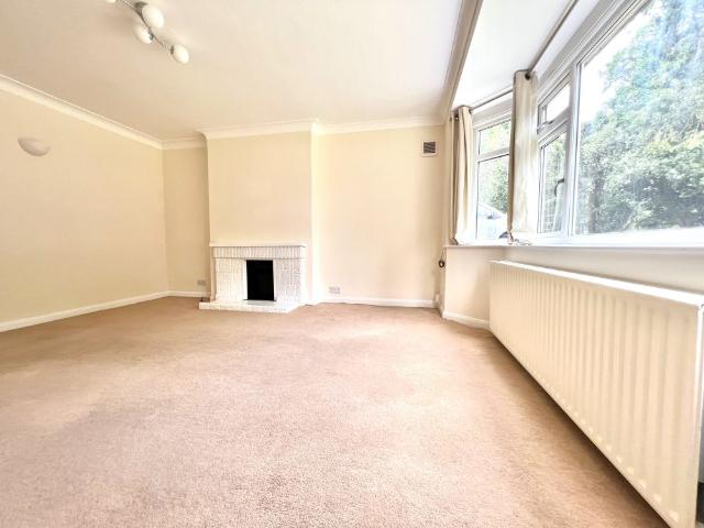 2 bed Flat in Brackley Court, 30 Southend Road, Beckenham, BR3 5AN