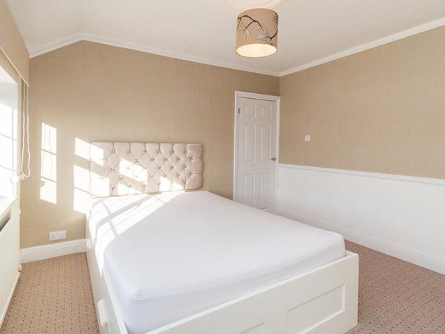 2 Bed Flat in Greenford Just Refurbished