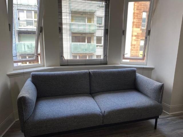2 Bed Flat, Ingram Street, G1