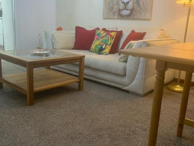 2 Bed Flat, Kelvindale, G12