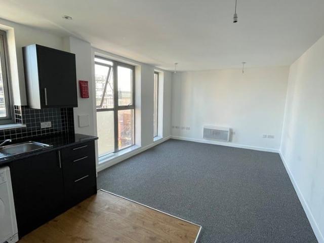 2 Bed Flat, Kingsley Mews, IG1