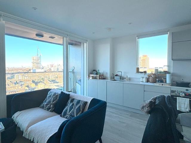 2 Bed Flat, Kitson House, E3