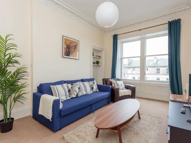 2 Bed Flat, Leith Walk, EH6