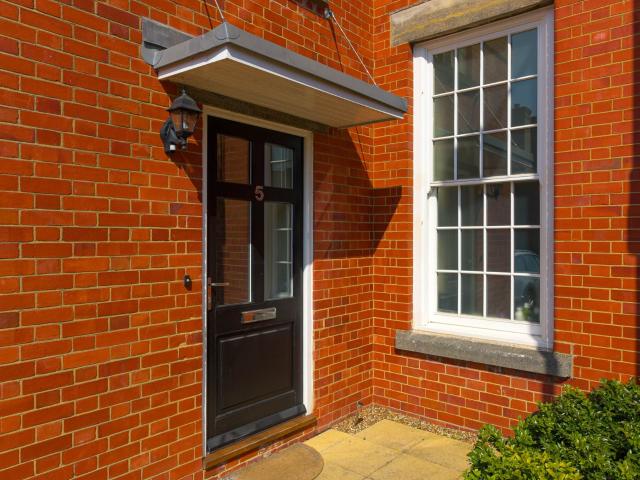 2 bed flat let