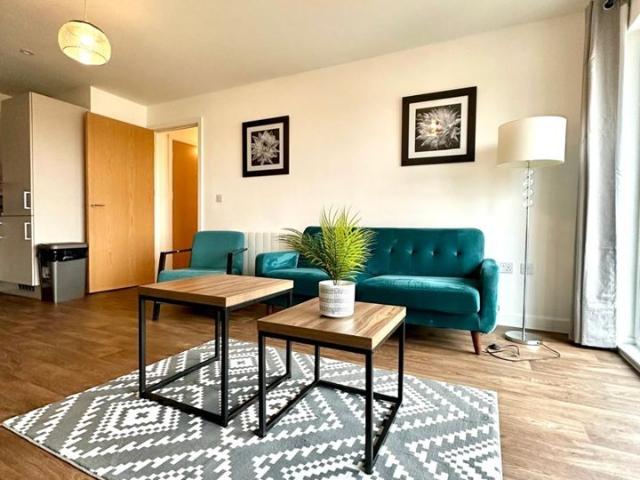 2 Bed Flat, Lexington Gardens, B15