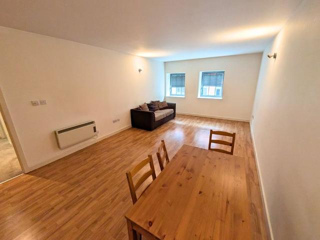 2 Bed Flat, Queens Road, NG2