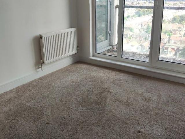 2 Bed Flat, Raphael House, IG1