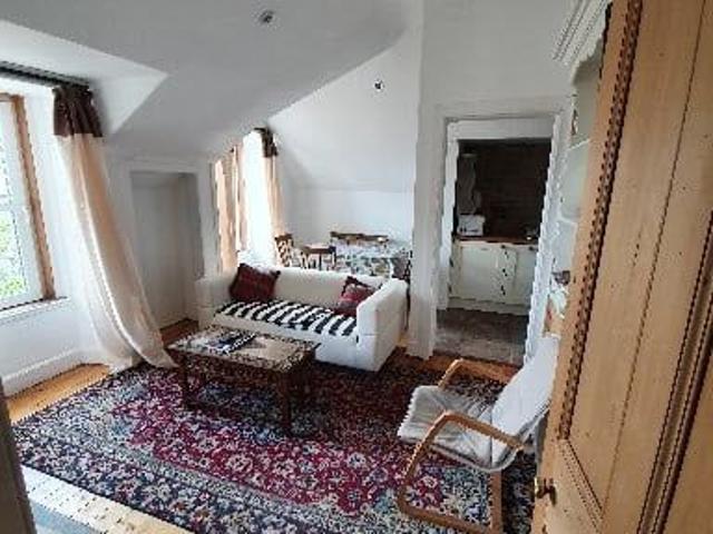 2 Bed Flat, Richmond Terrace, EH11