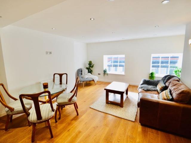 2 Bed Flat, St Marys House, NG1
