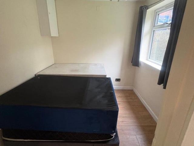 2 Bed Flat, Startpoint, LU1