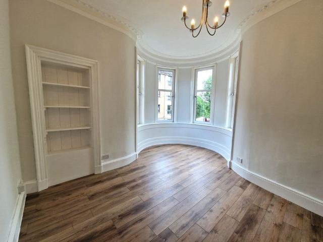 2 Bed Flat, Strathcona Drive, G13