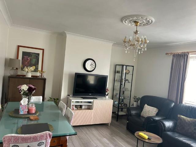 2 Bed Flat, Suffolk Road, IG3