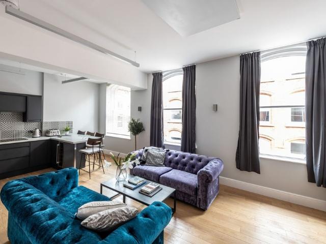2 Bed Flat, Sutton Place, NG1