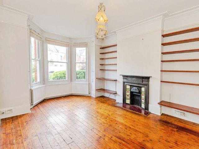 2 Bed Flat, Sutton Road, N10