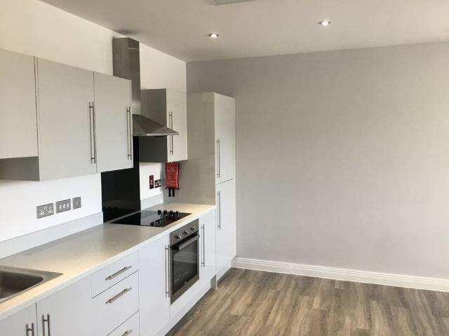 2 Bed Flat, Sycamore Court, LU2