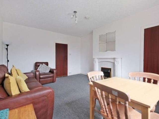 2 Bed Flat, School Drive, AB24