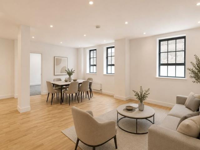 2 Bed Flat, Seven Sisters Road, N15