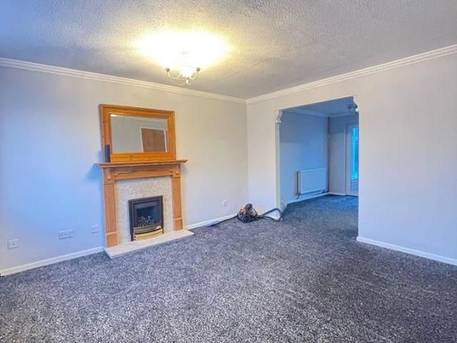 2 Bed Flat, Shooters Close, B5