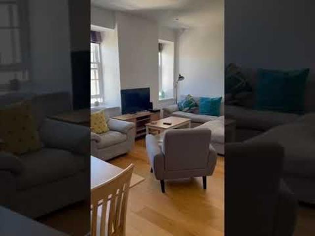 2 Bed Flat, Simpson Loan, EH3
