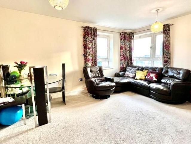 2 Bed Flat, Spectrum Tower, IG1
