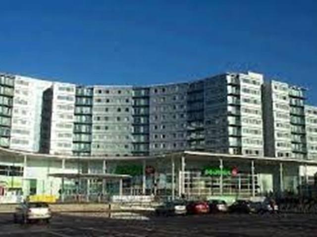2 Bed Flat, The Blenheim Centre, TW3