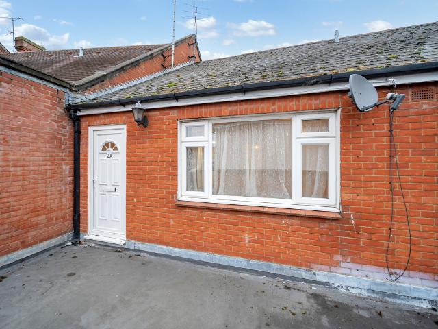 2 bed Flat To Let