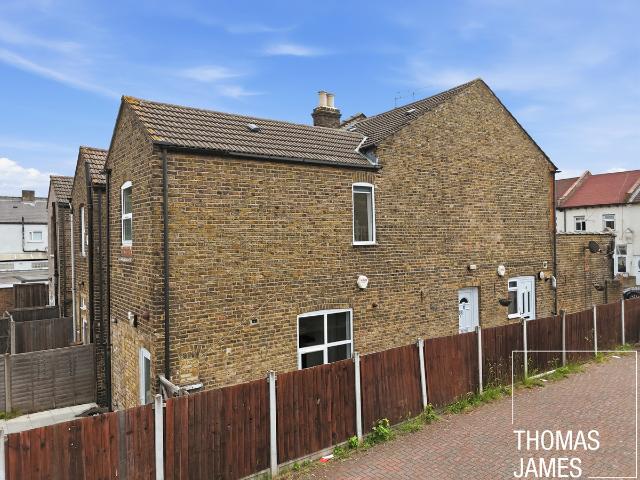 2 bed Flat To Let